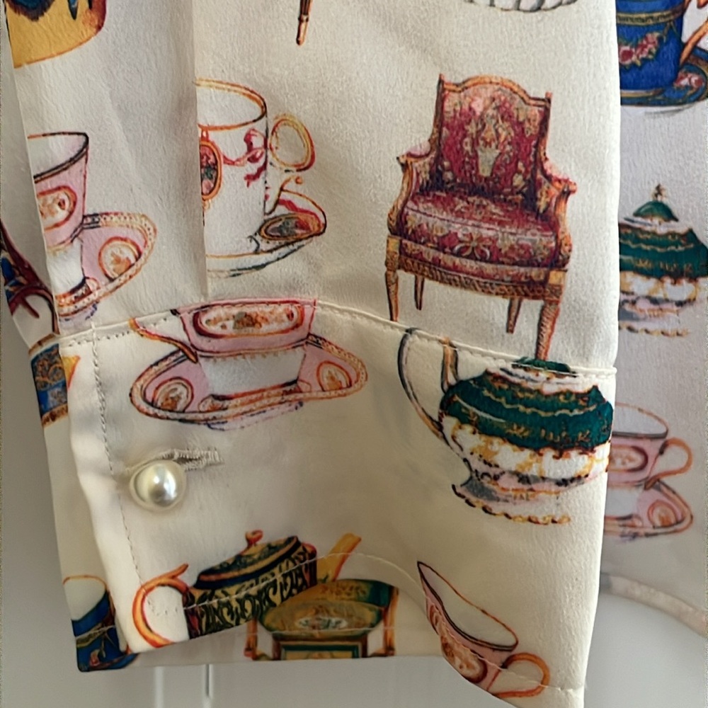 Talbots Bridgerton Print Blouse Size L Long Sleeves Teapots Cups - Picture 10 of 15